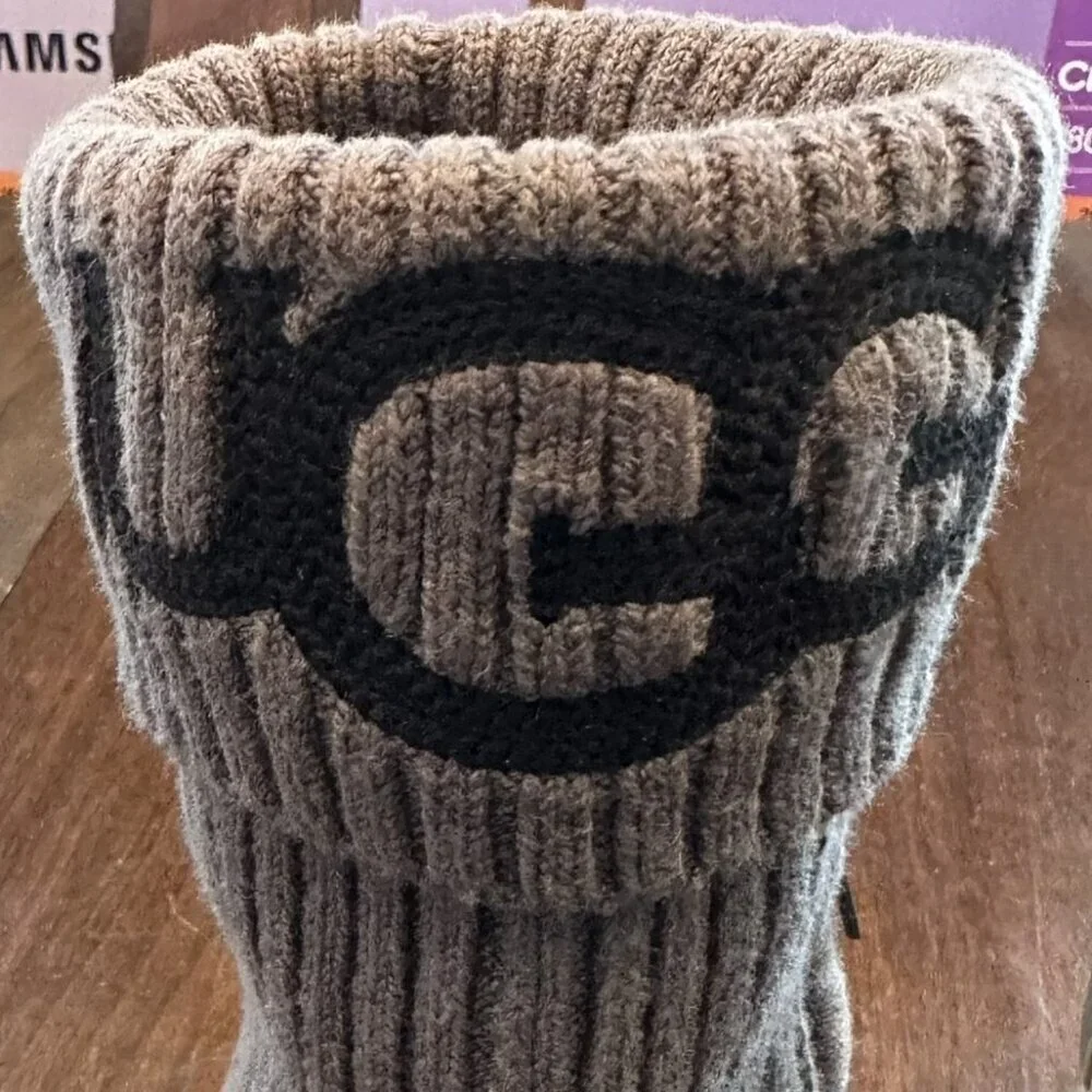 UGG Charcoal Gray Classic Knit & Suede Boots Women’s Size 8